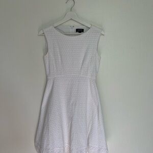Tahari White Sleeveless A-Line embroidered summer dress